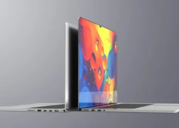 New images pop up showing the next MacBook Pro models with a notch at top of its display