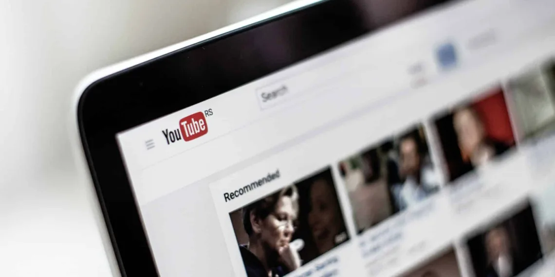 YouTube get’s new feature to make a seamless transition between its app and desktop interface