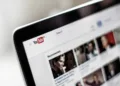 YouTube get’s new feature to make a seamless transition between its app and desktop interface