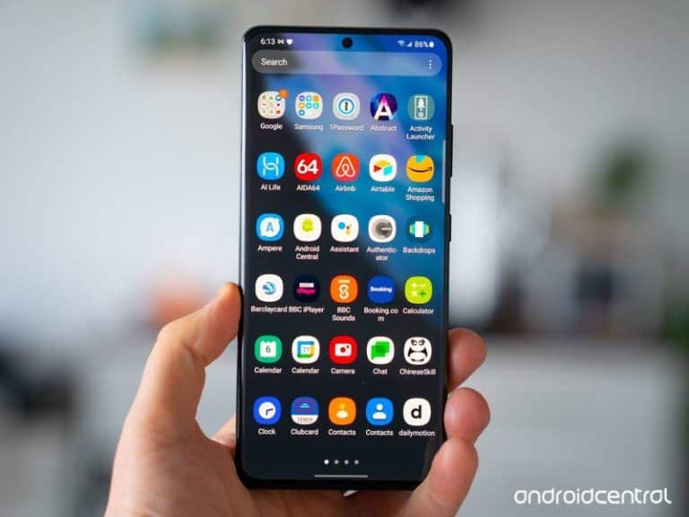 Samsung's shows off One UI 4 for its smartphones and introduces One UI Book 4 its custom skin for Windows OS