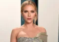 BEVERLY HILLS, CALIFORNIA - FEBRUARY 09: Scarlett Johansson attends the 2020 Vanity Fair Oscar Party hosted by Radhika Jones at Wallis Annenberg Center for the Performing Arts on February 09, 2020 in Beverly Hills, California. (Photo by Karwai Tang/Getty Images)