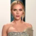BEVERLY HILLS, CALIFORNIA - FEBRUARY 09: Scarlett Johansson attends the 2020 Vanity Fair Oscar Party hosted by Radhika Jones at Wallis Annenberg Center for the Performing Arts on February 09, 2020 in Beverly Hills, California. (Photo by Karwai Tang/Getty Images)