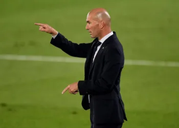 Zinedine Zidane is being pursued by Paris Saint-Germain