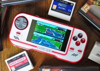 The retro Control of Evercade VS has been turned your living room into an arcade