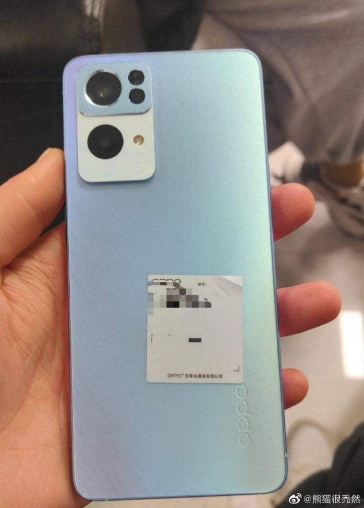 Oppo Reno 7 live photo surfaced online with quad camera setup