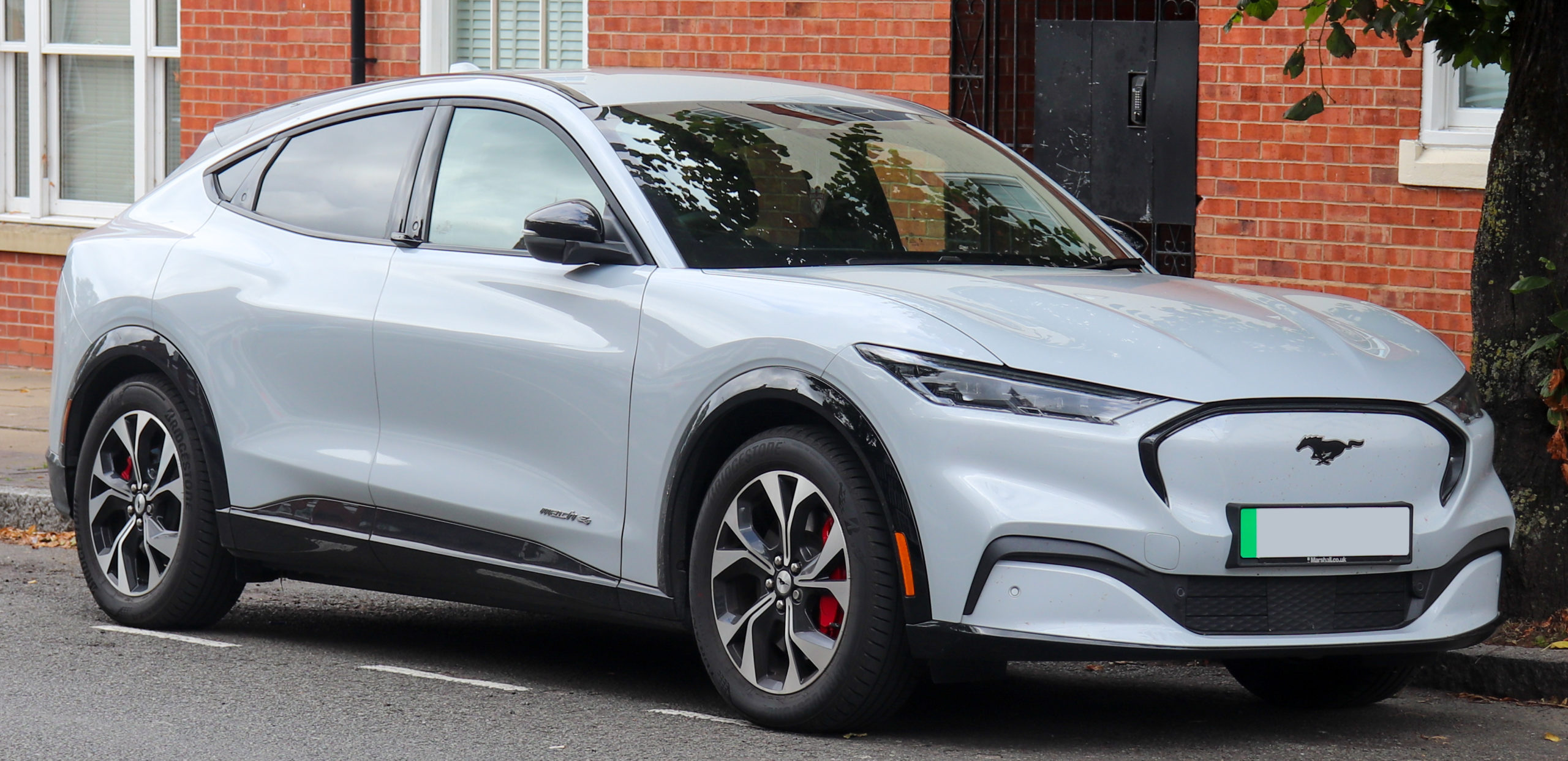 Gravity brings Ford’s Mustang Mach-E to join NYC’s yellow taxi fleet