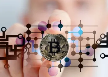 4 advantages and disadvantages of adopting cryptocurrency as our primary currency exchange