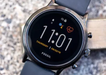 Beware Apple because Google is finally developing its Smartwatch
