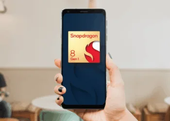 Qualcomm’s Snapdragon 8 Gen 1 is here with a 30% faster Adreno GPU
