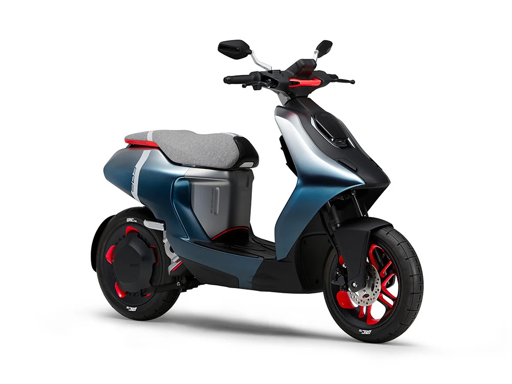 yamaha e02 1 Yamaha E01 and E02 Electric Scooter concepts surface; expected to launch in 2022