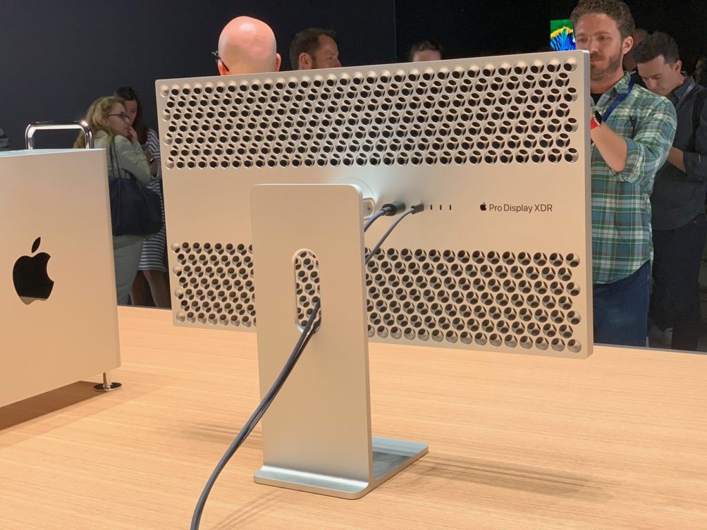 31355 52363 IMG 0388 xl Apple reportedly to stick with the high-end market for its expensive Pro Display XDR