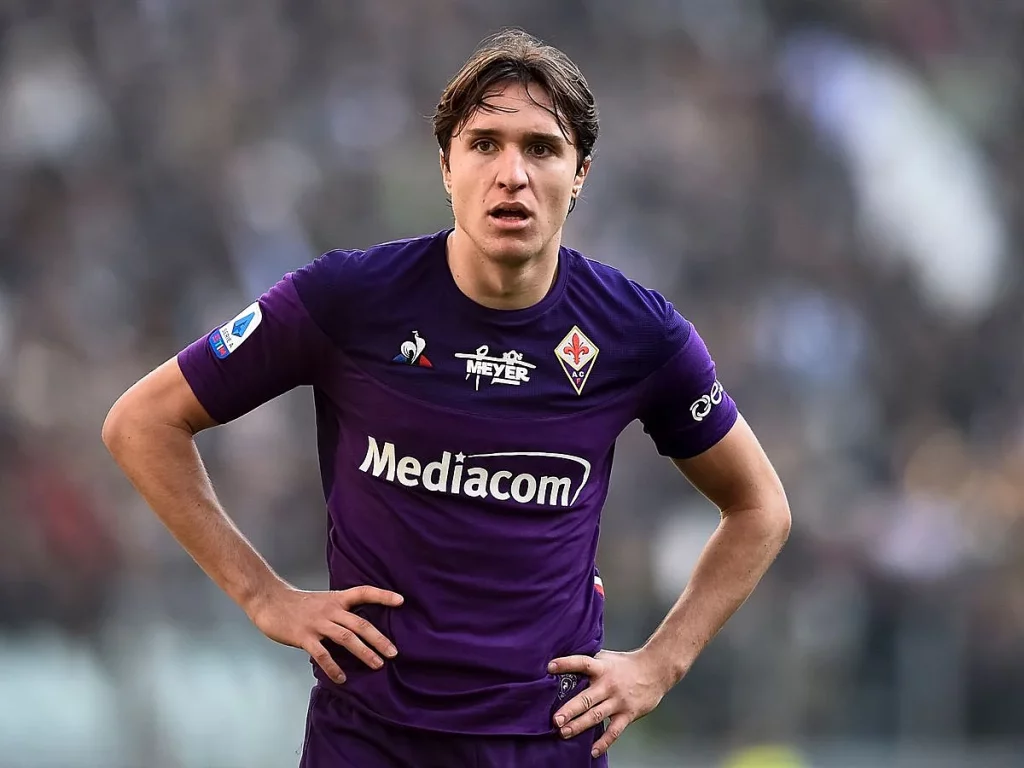 Federico Chiesa Bikin Gigit Jari Para Peminatnya Juventus is expected to ask Barcelona for a loan move for Depay in January after Federico Chiesa's injury