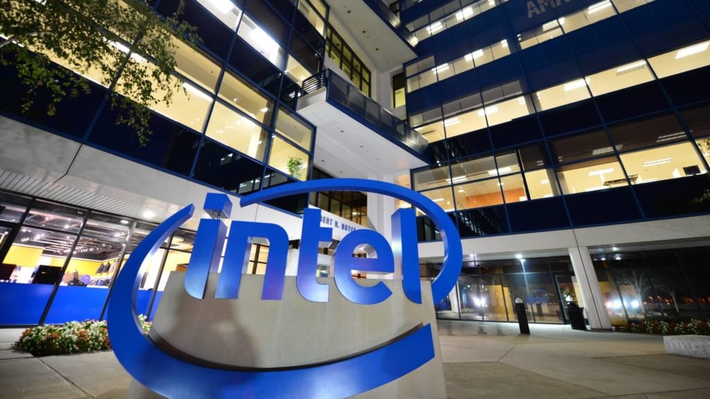Intel logo Intel shuffles its management after the poaching of David Zinser