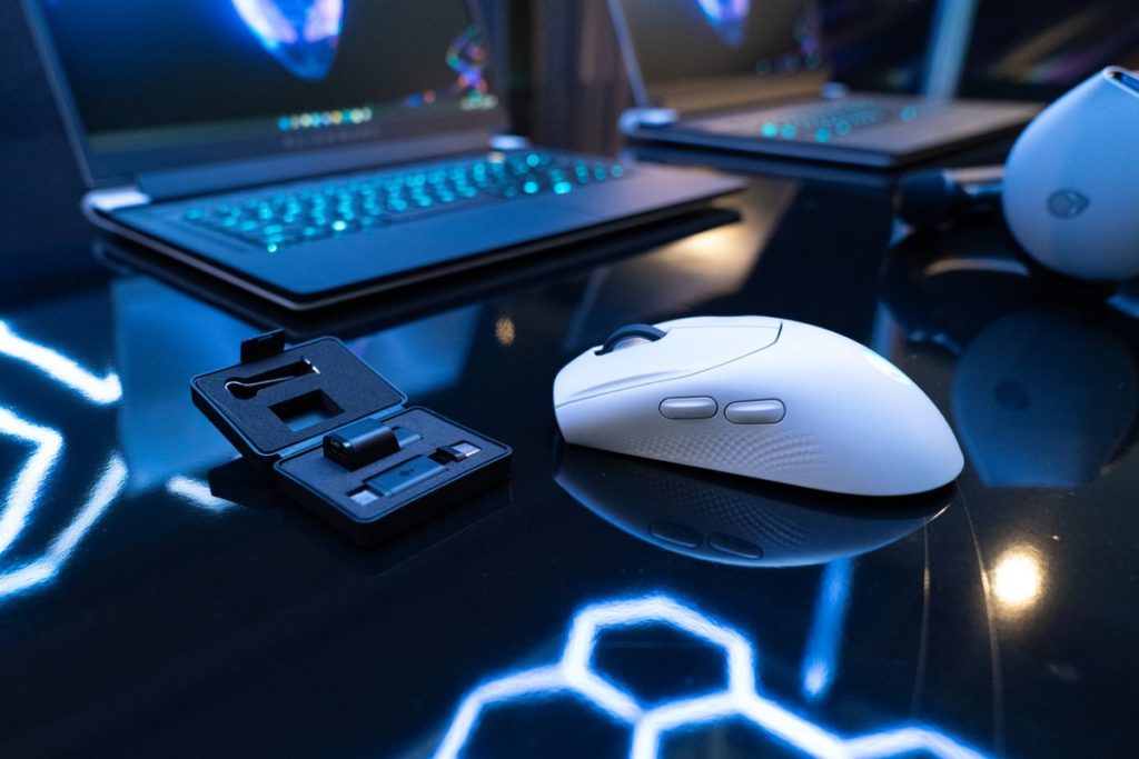 alienware tri mode mouse 3 9 Dell announces Alienware's latest gaming headset and mouse at CES 2022 and we can't hold our excitement