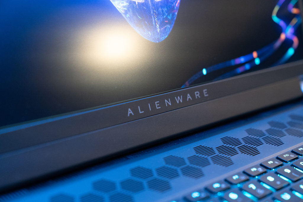 Dell's Alienware m15 R7 is a 15-inch gaming powerhouse