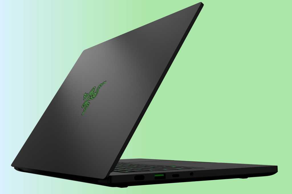 razer blade 14 primary 100900019 orig Razer brings its new Blade laptops to CES 2022 with amazing internal specs supported by Alder Lake CPUs