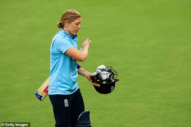 53723091 10471979 image a 21 1643884173131 Australia defeated England and retained Women's Ashes after winning first ODI