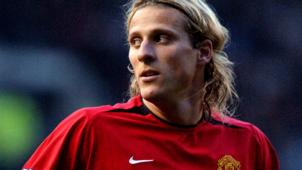 712706 21366821 2560 1440 Diego Forlan comes out of retirement at the age of 42
