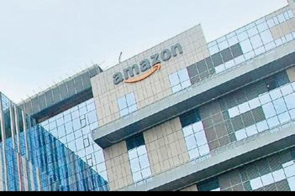 Amazon GG How India will become the next big player in the data centre market in the coming years? Read the 4 points below to know the answer