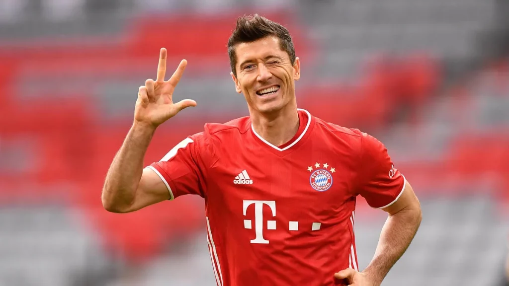 Robert Lewandowski Top 5 active football players with the highest goal-to-game ratio