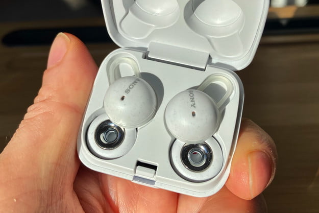 sony linkbuds review 00008 625x417 c Sony’s LinkBuds are the earbuds designed for all-day office workers