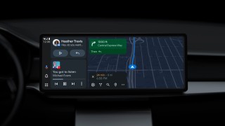 1 4 Google Android Auto gets a makeover with split-screen as the highlighting feature