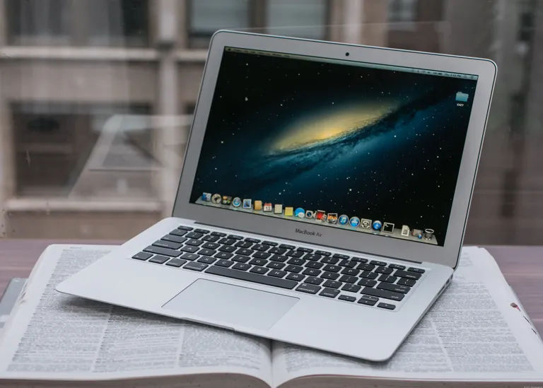 MacBook