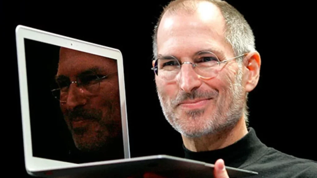 The US President will present a posthumous award to Apple Co-Founder Steve Jobs