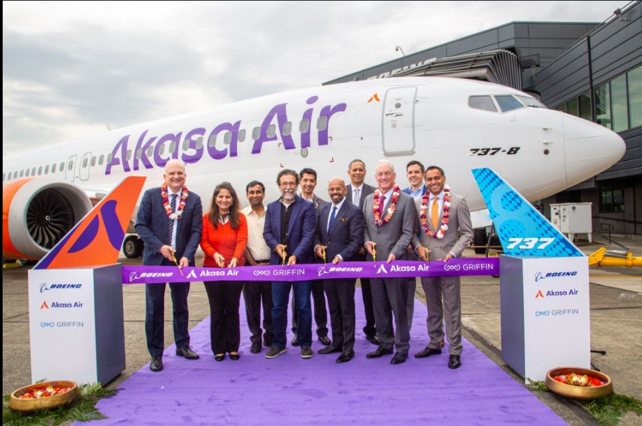 air Akasa Air: India's new airline has gone viral for its new uniform