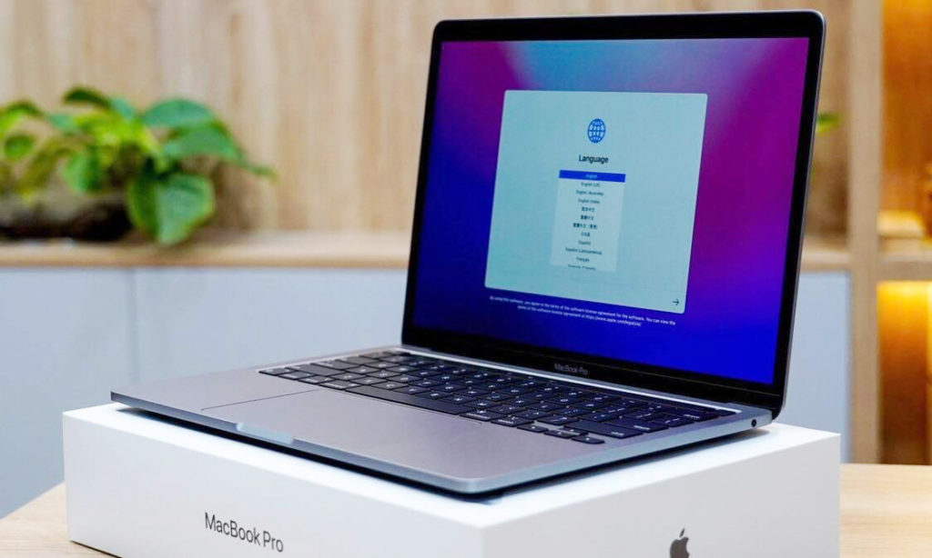 Apple MacBook Pro With M2 Pro, M2 Max Chips Reportedly Under Development