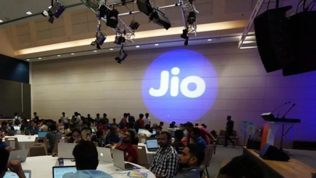 Reliance Jio: 5G Spectrum Audition | 1.5 Lakh | Company Contributes More Than Half of it