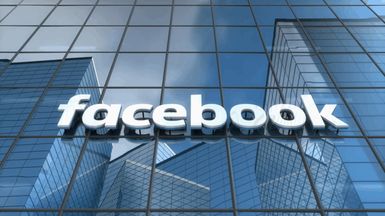 Facebook glitches and floods its users with Celebrity Posts