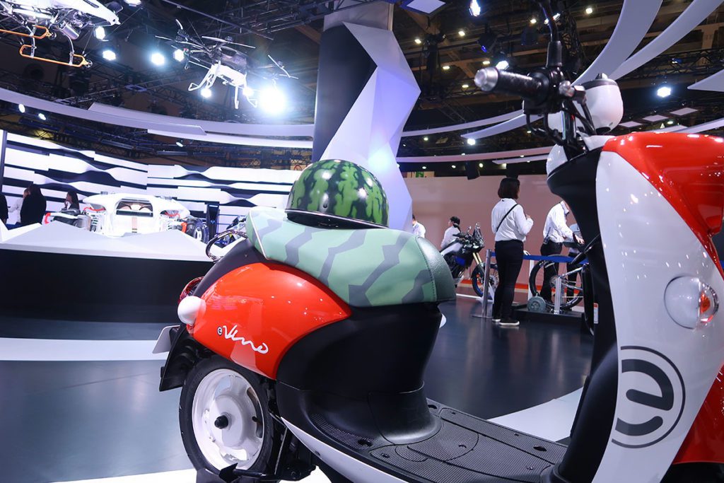 photo 10 Yamaha E-Vino e-scooter 2023 edition unveiled