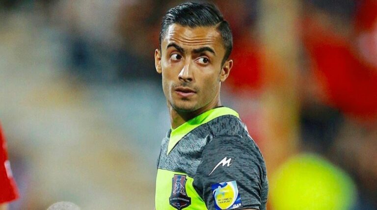 Iranian footballer Omid Singh is ready to give up his citizenship in order to represent India