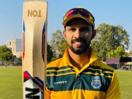 Ruturaj Gaikwad becomes the first batter to smash seven sixes in an over, Twitter goes crazy