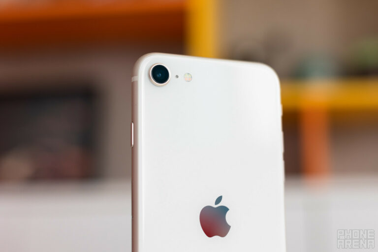 Apple iPhone SE 2023 Display Is Yet To Be Confirmed, Could Have 5.7-Inch Or 6.1-Inch Display