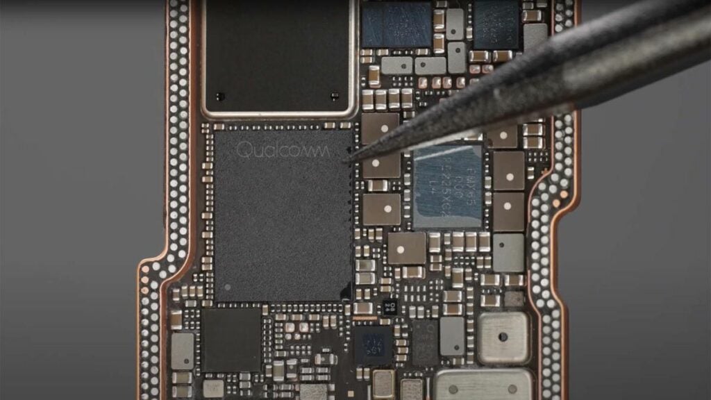 Apple will use Qualcomm modem chips in its iPhone 15 models in 2023