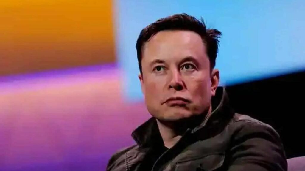 Elon Musk might make "alternative" smartphones to battle with Apple and Android