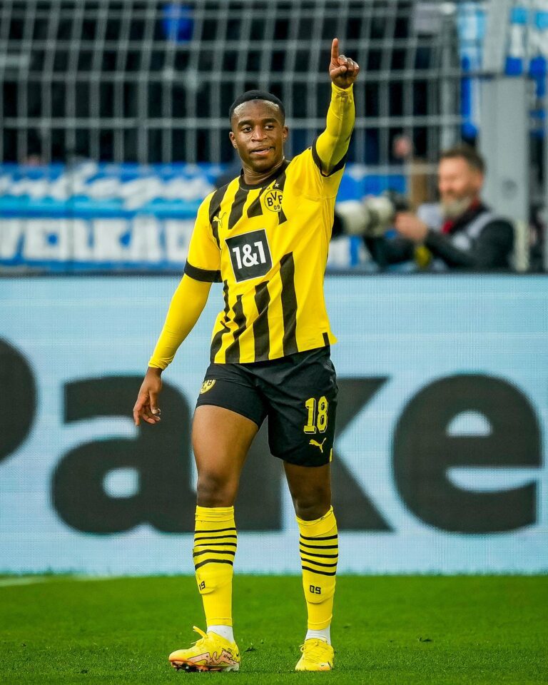 Youssoufa Moukoko signs new Borussia Dortmund contract until 2026