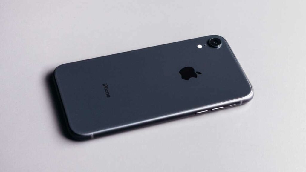 iPhone SE 4: All the Rumors So Far