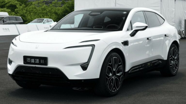 Avatr 11 EV made by Huawei, Changan, and CATL soon to start roll off the assembly line