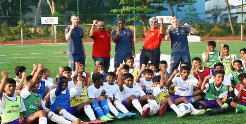 Manchester United trio set foot in India to launch grassroots football