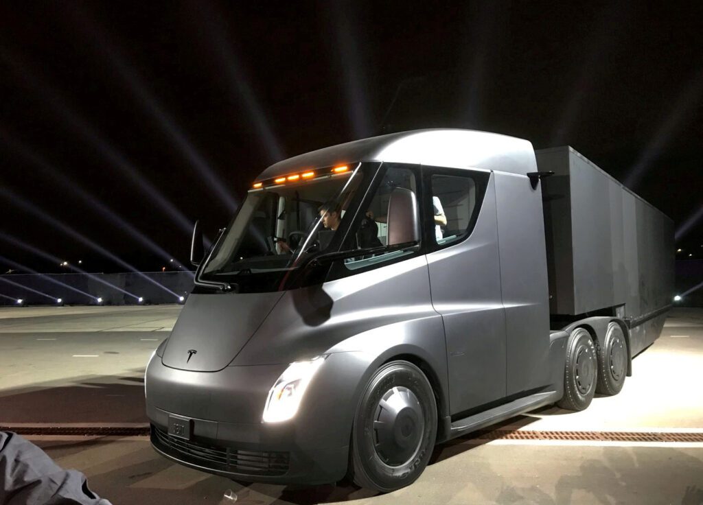 JZ6CNRKV3RNK3EJIRP72WGX3AQ Tesla is now offering Electric Semi Trucks to Pepsi after 3 years