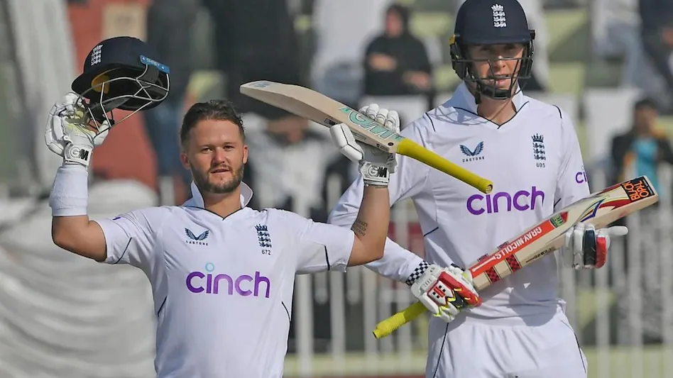 pak eng PAK vs ENG TEST DAY 1: England team becomes the first team to muster 4 tons in one day