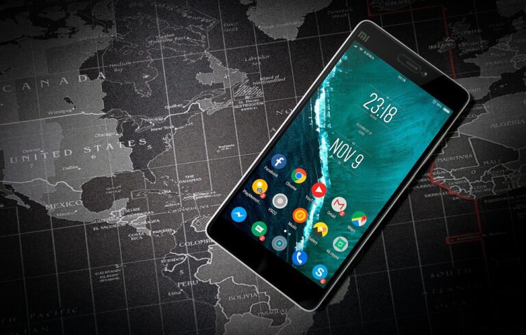 India Smartphone Shipments Decline 9% YoY in 2022 for the First Time