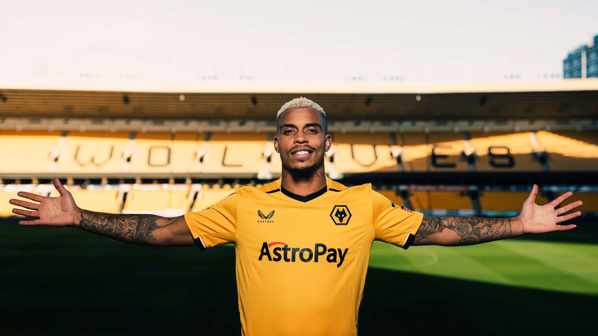 Mario Lemina Wolves