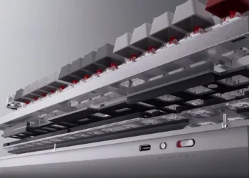 The upcoming OnePlus Keyboard finally teased