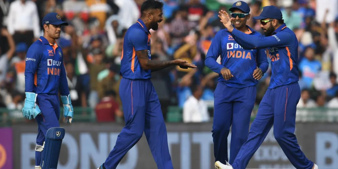 India to take the No.1 spot in ODI if beats New Zealand in the third match