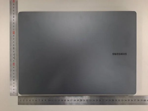Samsung Galaxy Book 3 Ultra Live Image Samsung Galaxy Book 3 series specs leaked out: AMOLED display & 13th Gen Intel CPUs incoming