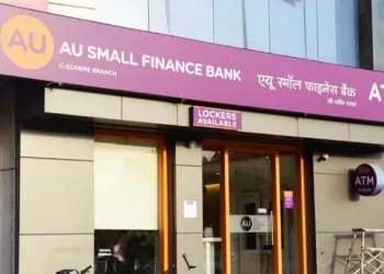 AU Bank Depicts New Credit Card Offering Platform SwipeUP